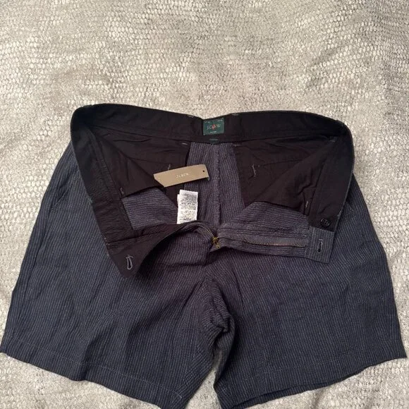 J. Crew 7" linen short Navy Grey Fine Stripe Size 33" Inseam 7"  NWT - Picture 3 of 6